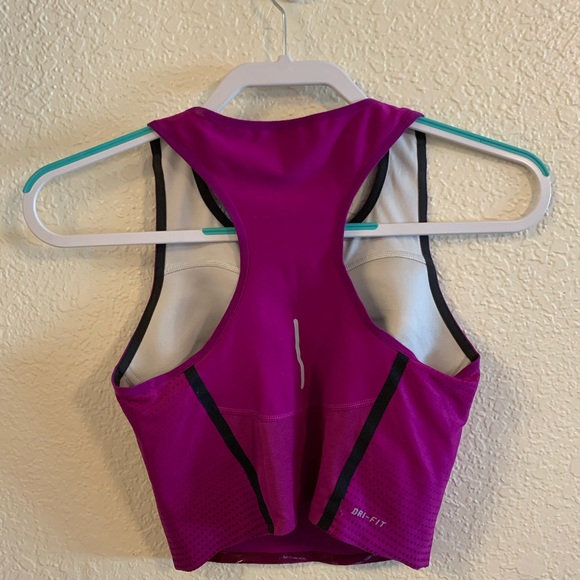Nike Crop Running Tank - Size Small - Picture 2 of 3